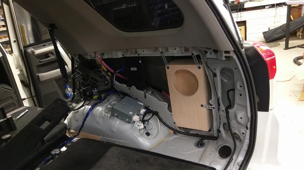 SUV custom sub box